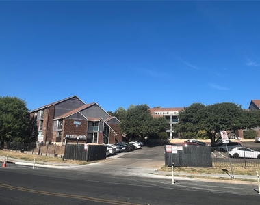 1840 Burton Dr - Photo Thumbnail 11