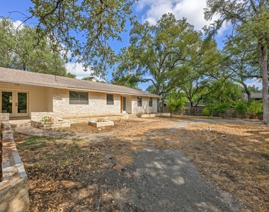 302 Westlake Dr - Photo Thumbnail 5