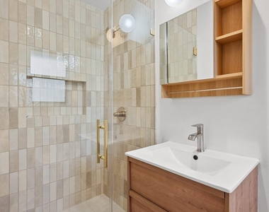 302 Westlake Dr - Photo Thumbnail 31