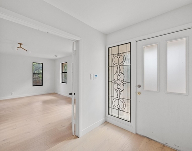 302 Westlake Dr - Photo Thumbnail 21