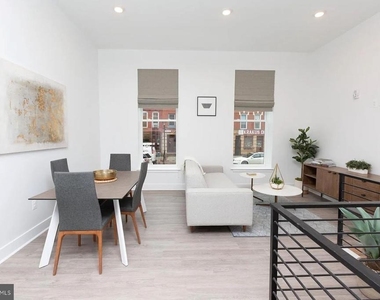 1742 Fleet Street - Photo Thumbnail 2