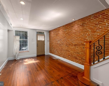 2224 Bank Street - Photo Thumbnail 4