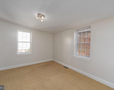 2224 Bank Street - Photo Thumbnail 15