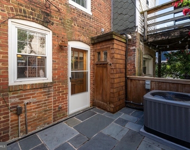 2224 Bank Street - Photo Thumbnail 7