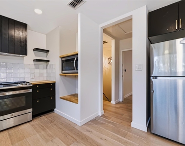1201 Loma Dr - Photo Thumbnail 11