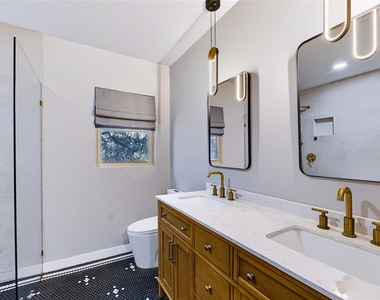 1201 Loma Dr - Photo Thumbnail 16