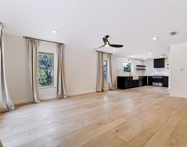 1201 Loma Dr - Photo Thumbnail 6