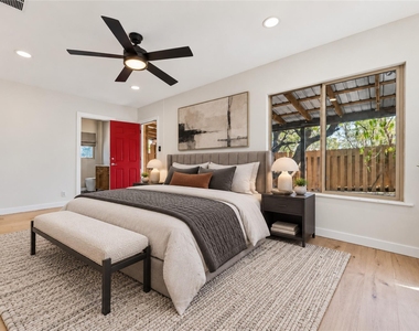 1201 Loma Dr - Photo Thumbnail 14