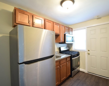 724 S Woodington Road - Photo Thumbnail 3