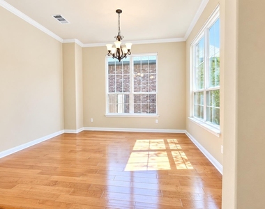 11804 Quintana Cv - Photo Thumbnail 3
