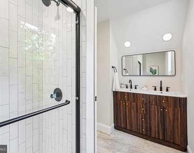 5714 Rusk Avenue - Photo Thumbnail 26