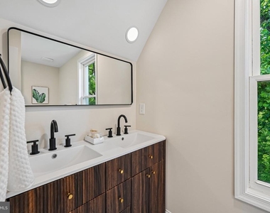 5714 Rusk Avenue - Photo Thumbnail 25