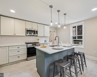5714 Rusk Avenue - Photo Thumbnail 9