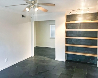741 E Oltorf St - Photo Thumbnail 3