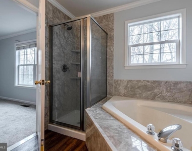 226 Wintergull Lane - Photo Thumbnail 23