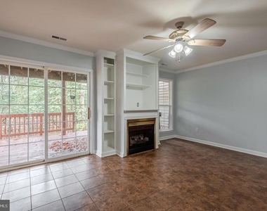 226 Wintergull Lane - Photo Thumbnail 6