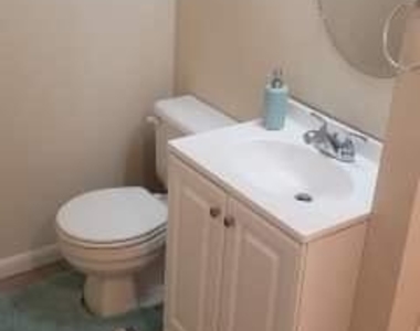 580 Knollwood Road - Photo Thumbnail 7