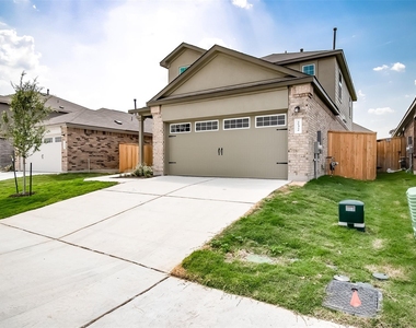 232 Canley Loop - Photo Thumbnail 1