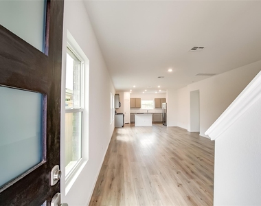 232 Canley Loop - Photo Thumbnail 3