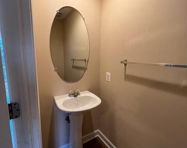 8646 Willow Leaf Lane - Photo Thumbnail 8