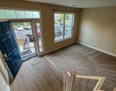 8646 Willow Leaf Lane - Photo Thumbnail 27
