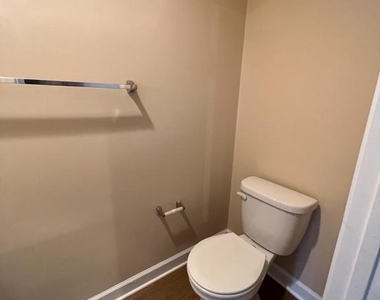 8646 Willow Leaf Lane - Photo Thumbnail 9