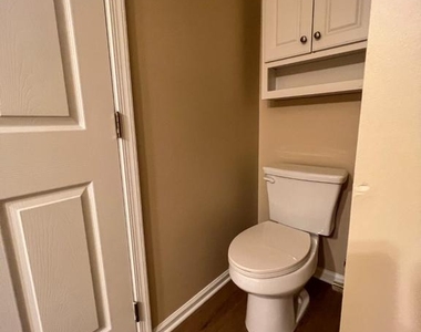8646 Willow Leaf Lane - Photo Thumbnail 24