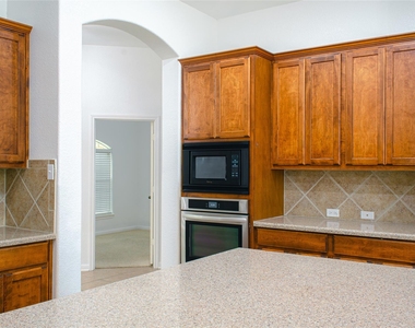 7709 Black Mountain Dr - Photo Thumbnail 7