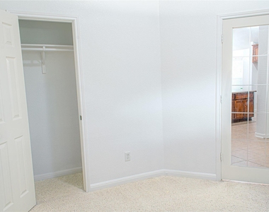 7709 Black Mountain Dr - Photo Thumbnail 17