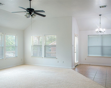 7709 Black Mountain Dr - Photo Thumbnail 14