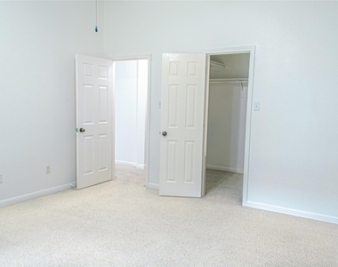 7709 Black Mountain Dr - Photo Thumbnail 20