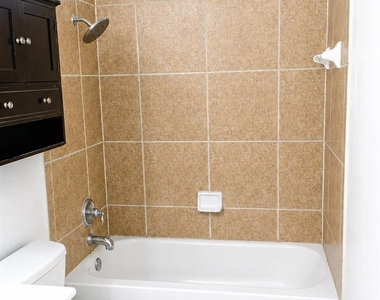 7709 Black Mountain Dr - Photo Thumbnail 32