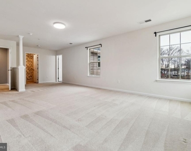 7578 Arundel Woods Drive - Photo Thumbnail 5