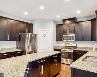 7578 Arundel Woods Drive - Photo Thumbnail 1