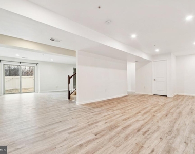 7578 Arundel Woods Drive - Photo Thumbnail 7