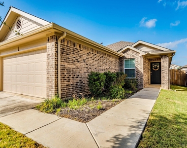 392 Blue Sage Dr - Photo Thumbnail 2