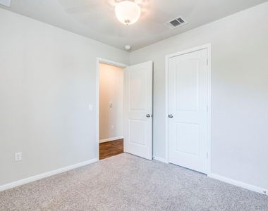392 Blue Sage Dr - Photo Thumbnail 14