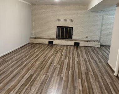 23 North Carolina Avenue - Photo Thumbnail 2