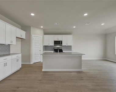 160 Davis Mountain Cv - Photo Thumbnail 4