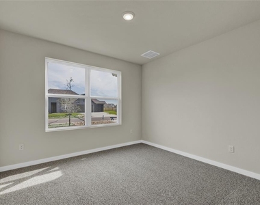 160 Davis Mountain Cv - Photo Thumbnail 9