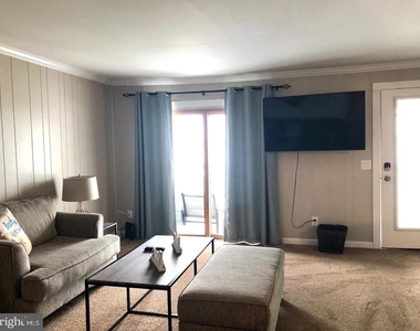 30138 Cedar Shores Road - Photo Thumbnail 8
