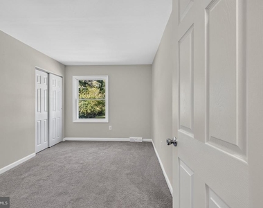 5 Firethorn Court - Photo Thumbnail 35