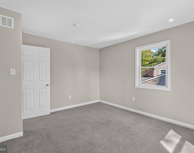 5 Firethorn Court - Photo Thumbnail 32