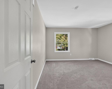 5 Firethorn Court - Photo Thumbnail 37