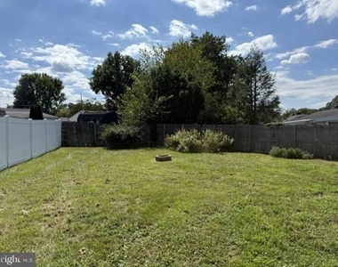 5 W Stephen Drive - Photo Thumbnail 6