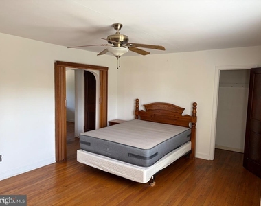 1403 Beech Street - Photo Thumbnail 1
