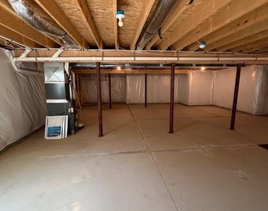 44 Esther Court - Photo Thumbnail 16