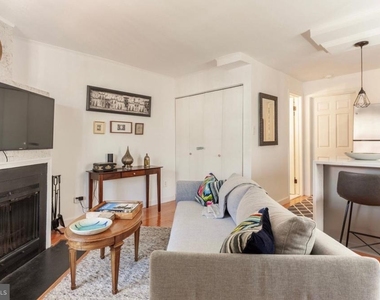 2119 N Street Nw - Photo Thumbnail 5