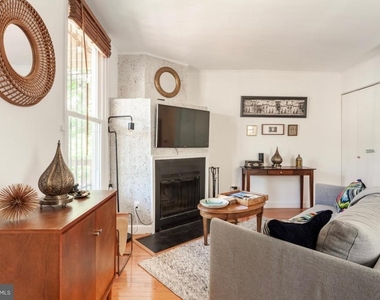 2119 N Street Nw - Photo Thumbnail 9