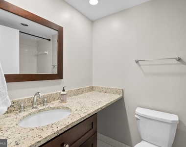 2501 Calvert Street Nw - Photo Thumbnail 12